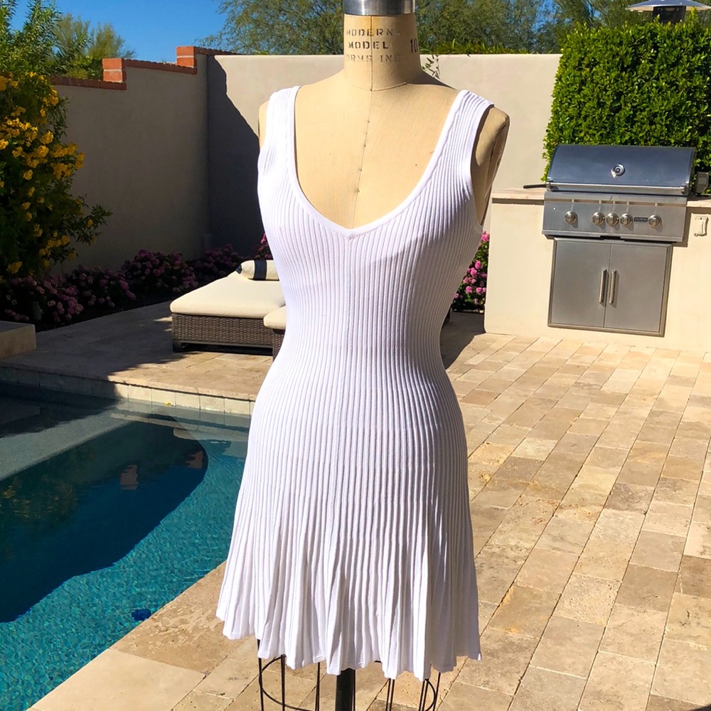 Bebe flirty little sundress size small